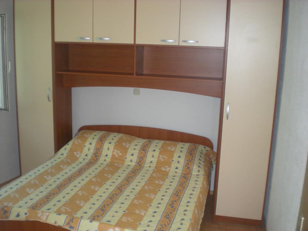 Apartments Sunny House Lumbarda Habitación foto