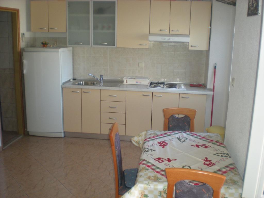 Apartments Sunny House Lumbarda Habitación foto